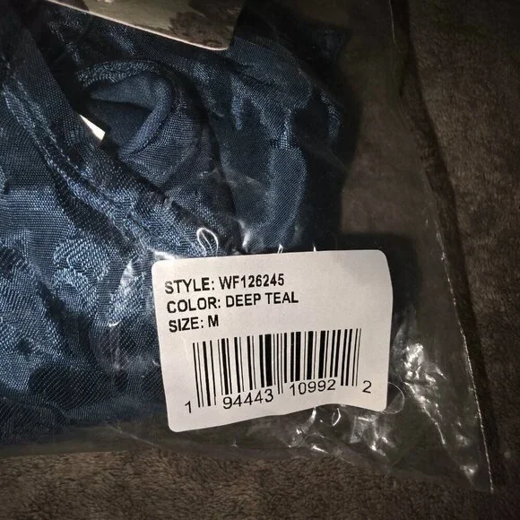 Band Of The Free Camille Wrap Crop Top Boho Teal NWT Medium - Picture 5 of 16